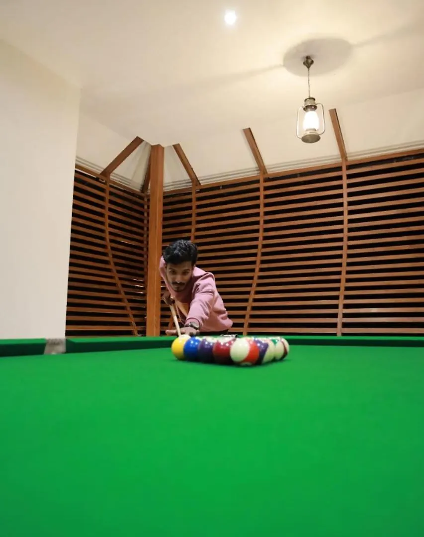 Thekkumbath Sea Breeze Pool Villa 칸누르 0*,  인도